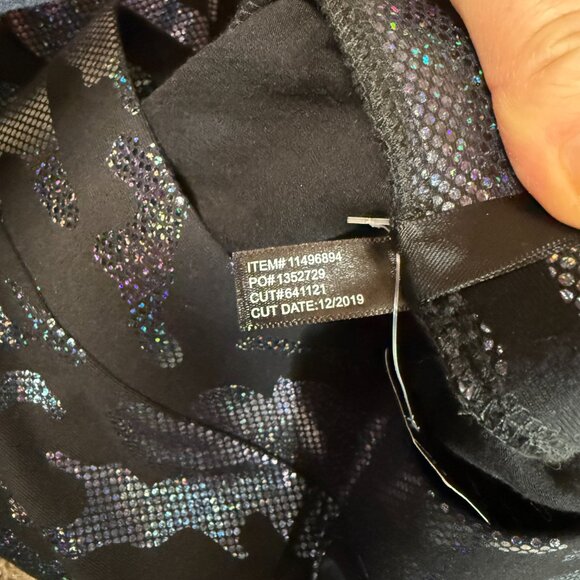 Torrid We Swear By The Fit Premium Leggings Women 1 Black Camo Metallic Tapered - Picture 10 of 12